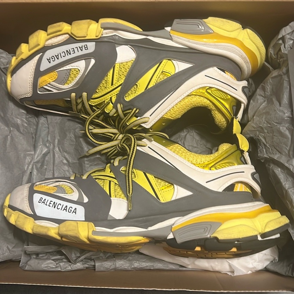 Balenciaga Dynamic Yellow and Gray Trainers